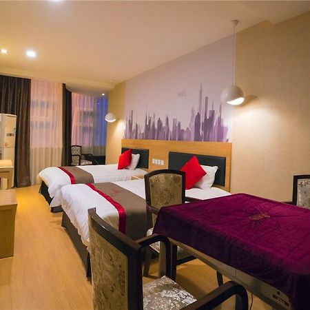 Thank Inn Chain Hotel Sichuan Guangan Wusheng County Hongwu Avenue מראה חיצוני תמונה